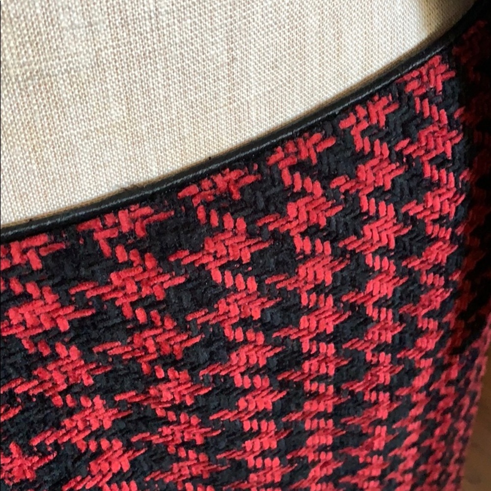 Jones New York Houndstooth Skirt Suit - Picture 7 of 8